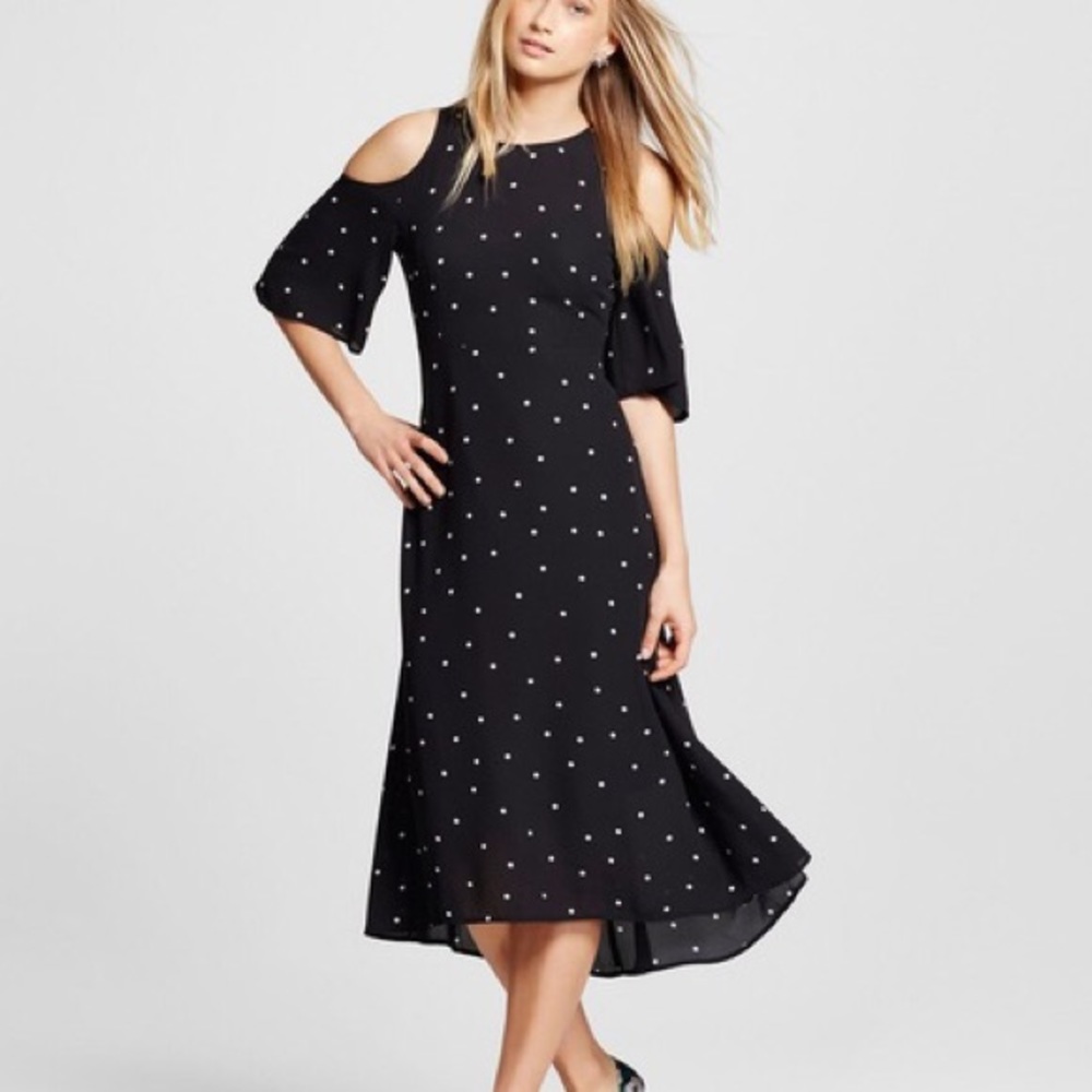 NWOT Cold shoulder dress size 2